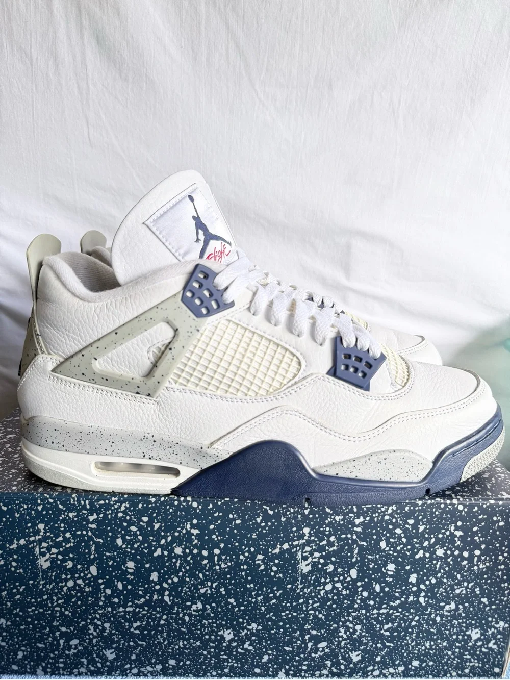 AUTHENTIC Jordan 4 Retro Midnight Navy Size 13 DH6927-140 2022 PRE-OWNED